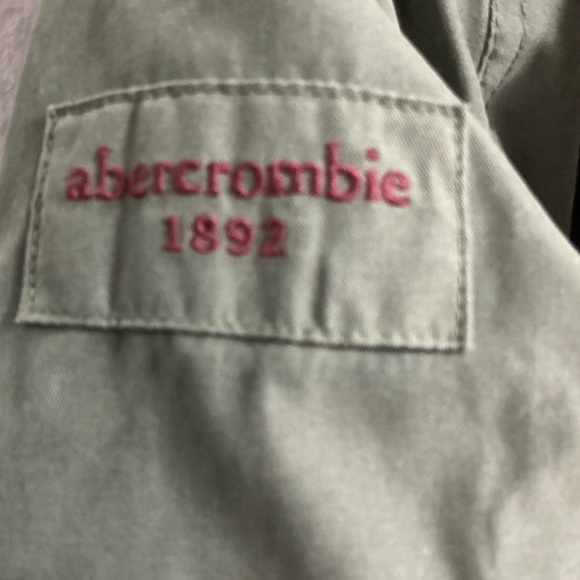 Abercrombie Kids Green Parka with Burgundy Lining Jacket - Picture 6 of 8